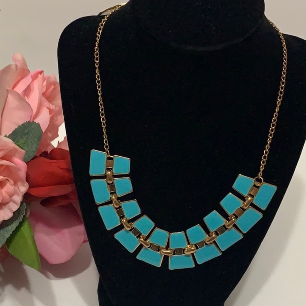 Pretty blue/good necklace 💙